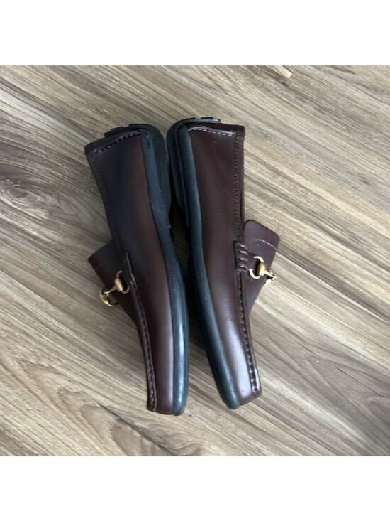 GUCCI Brown Leather Horsebit Driving Loafers Men\'s Back Heel Logo Rubber Sole